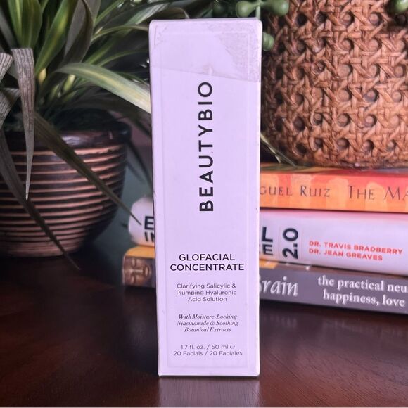 Beautybio GloFacial Concentrate SEALED salicylic acid and hyaluronic acid. - Picture 1 of 7